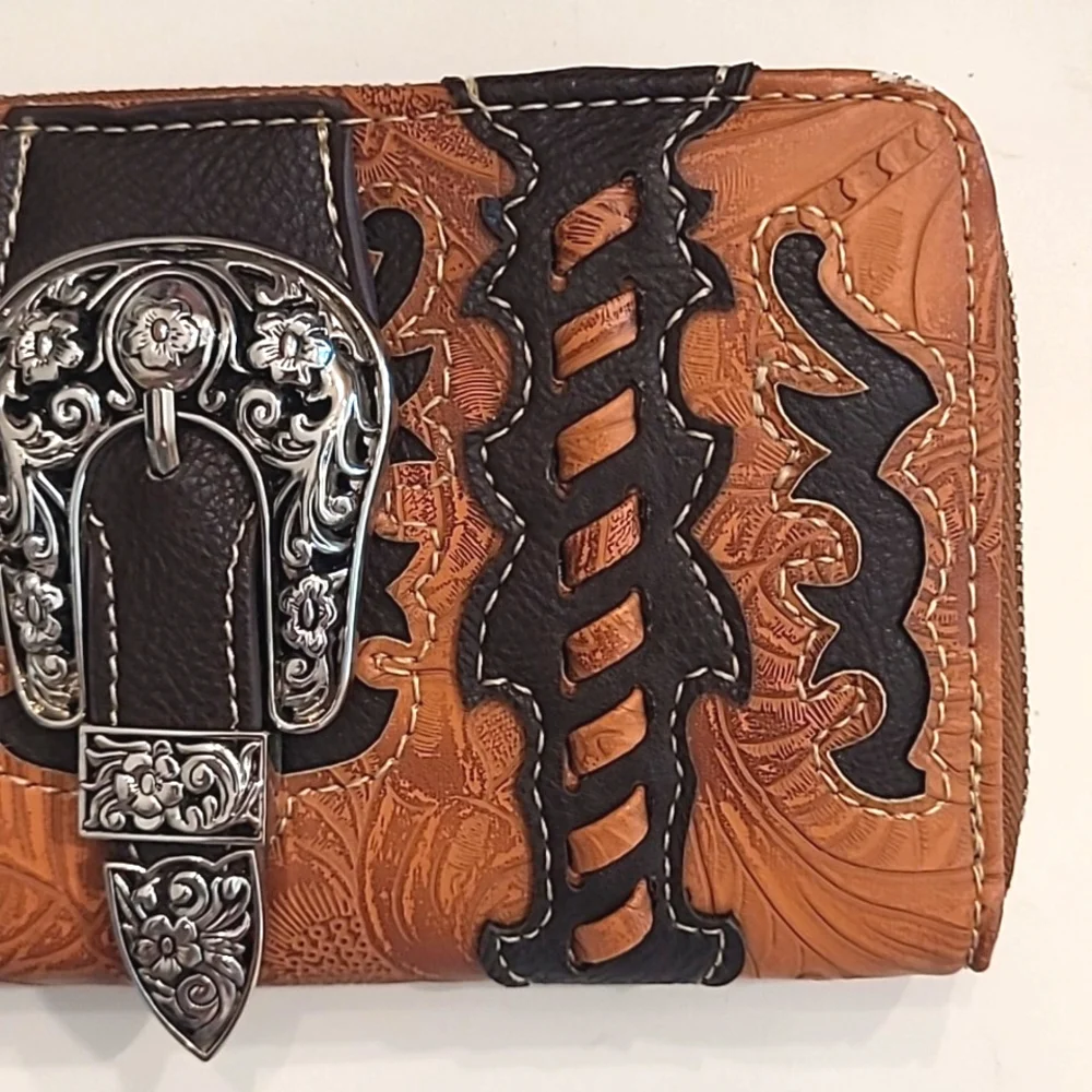 N/A stylish tooled